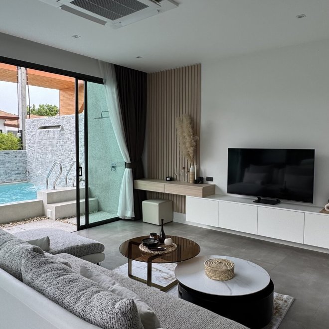 The 8 pool villa (ID 598)