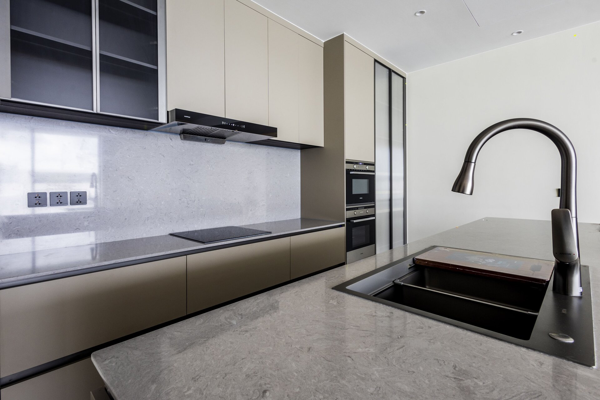 วิลล่า 3 ห้องนอนในโคลเวอร์เรสซิเดนซ์ (ID 159)