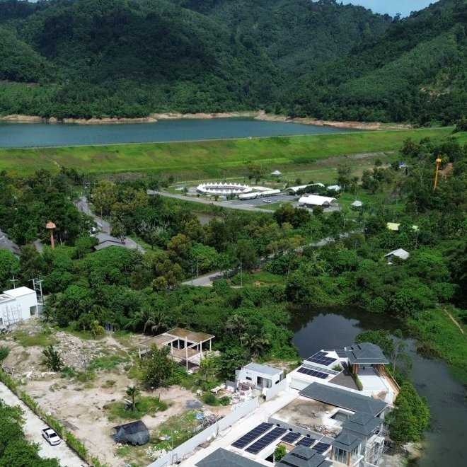 เลคฟร้อนท์วิลล่าบ้านมานิค-5 ห้องนอน (ID 155)