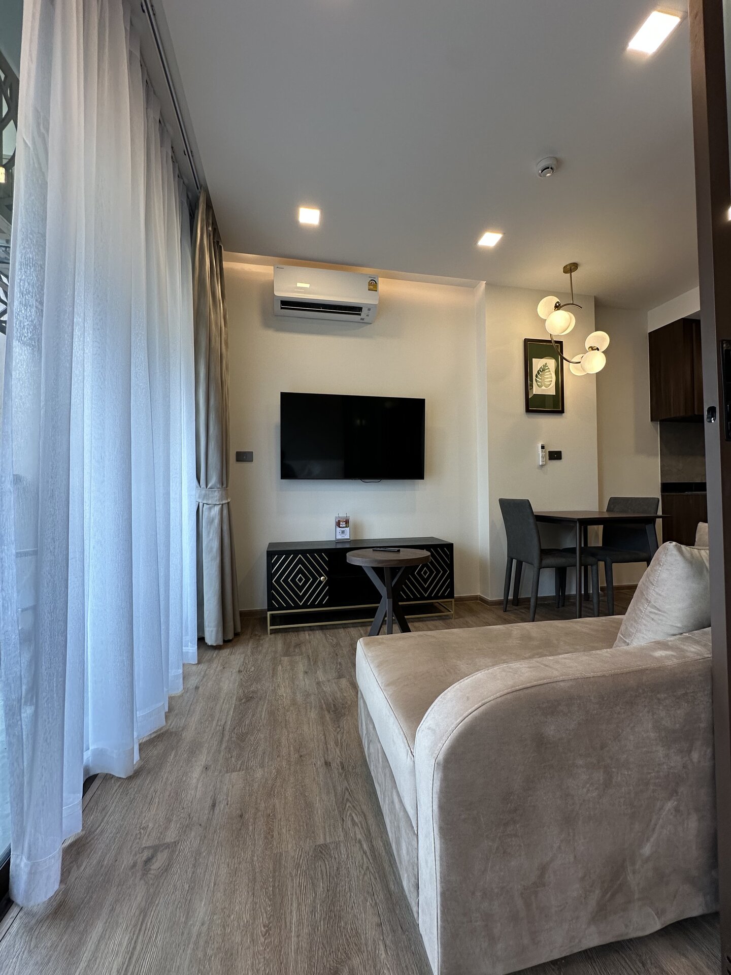 1 ห้องนอนของอพาร์ทเม้นภูมิใจ Karon ชายหาดหน่วย 406 (ID 186)