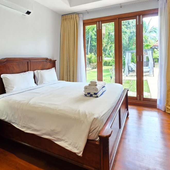 วิลล่าปรับปรุงใหม่ในลากูน่า (ID 623)