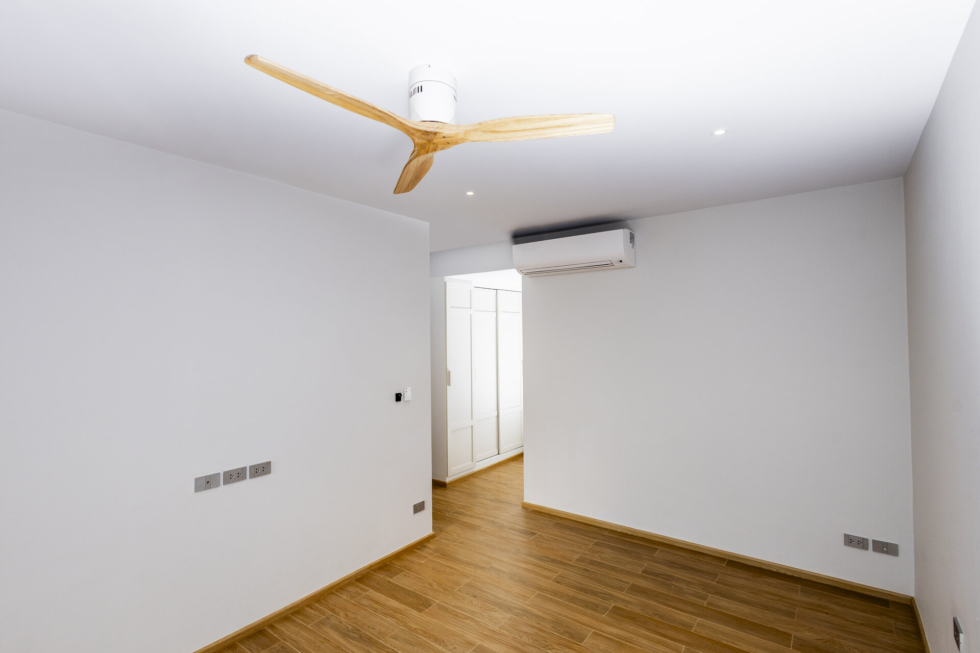 Laguna Beachside — 3 спальни, 133 м², юнит LBS1301 (ID 426)