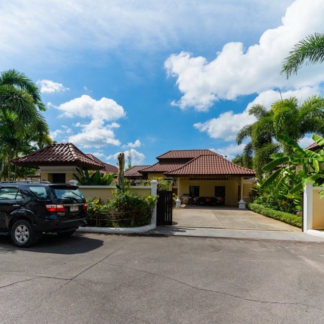 Аренда — роскошная вилла с 3+1 спальнями рядом с пляжем БангТао (ID 288)