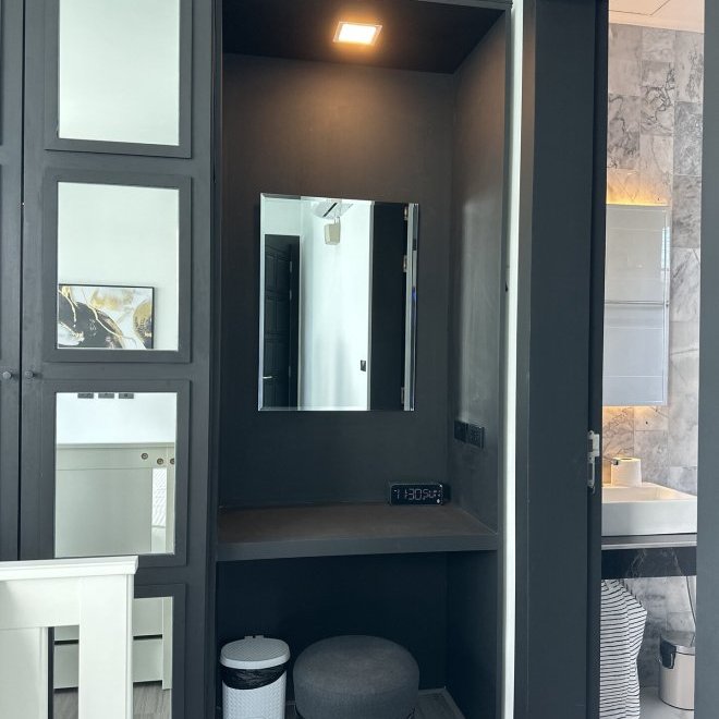 The 8 pool villa (ID 566)