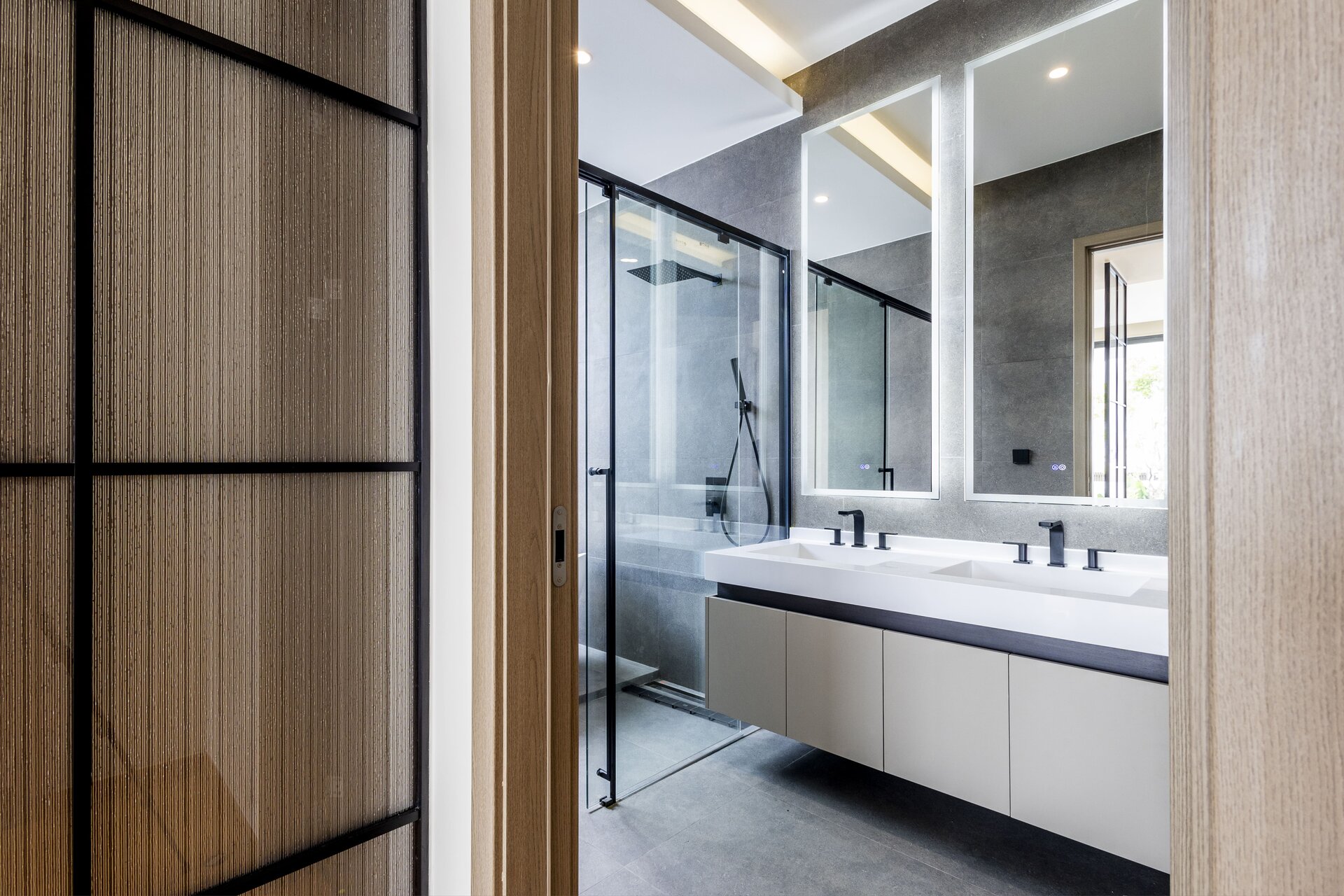 วิลล่า 3 ห้องนอนในโคลเวอร์เรสซิเดนซ์ (ID 159)