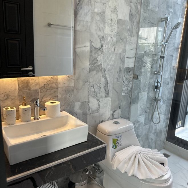 The 8 pool villa (ID 566)