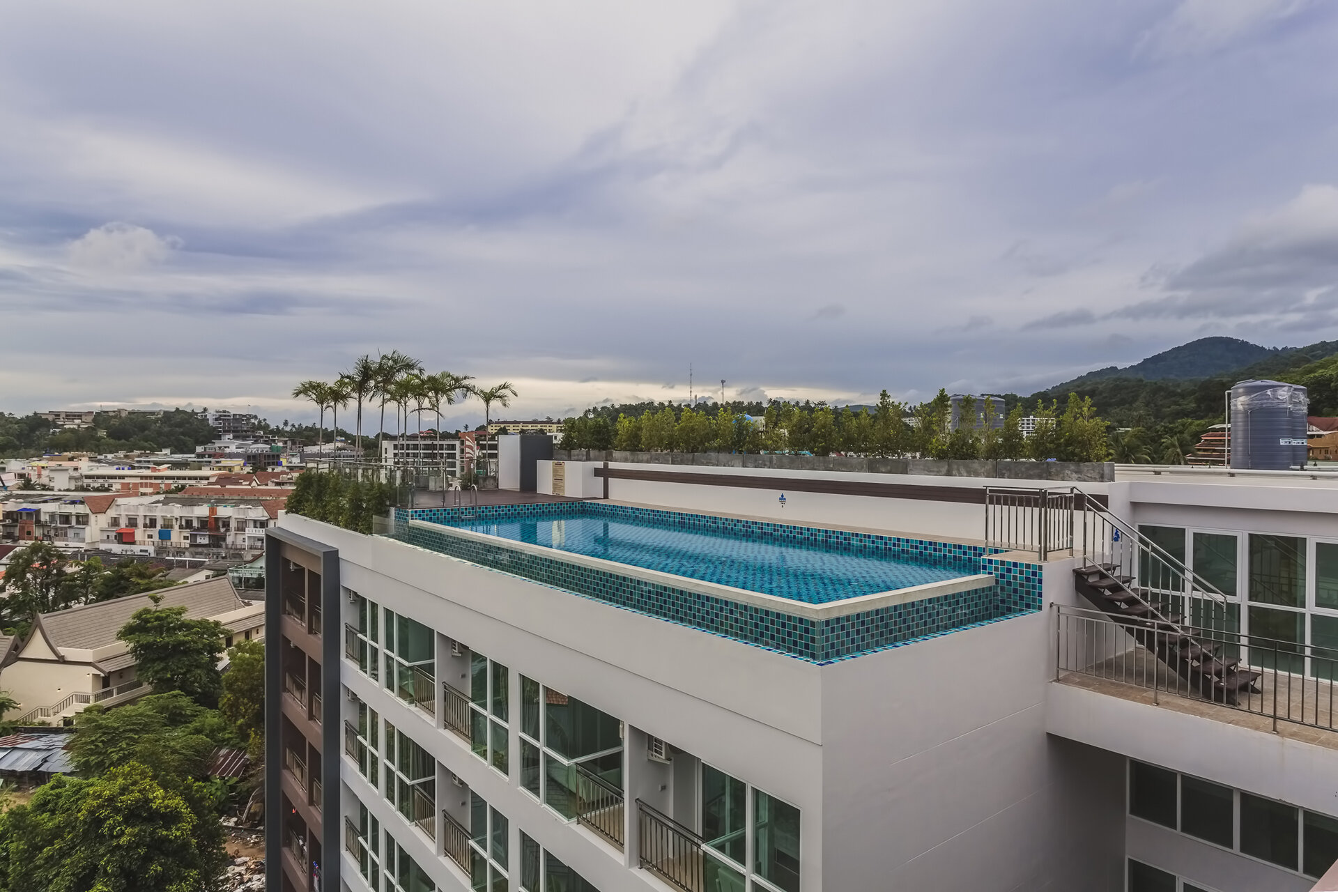 Аренда студии в Ozone Condominium, Ката (ID 238)