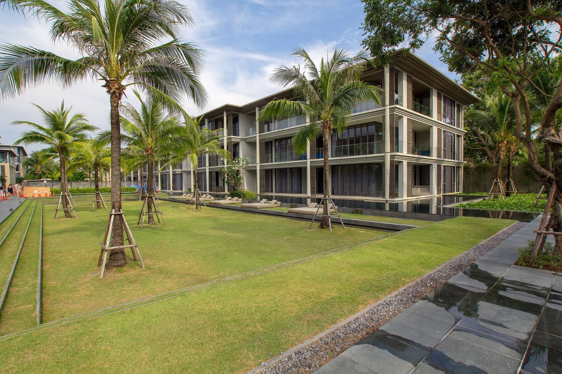 อพาร์ทเมนท์ 2 ห้องนอนในบ้านไม้ขาว (ID 134)