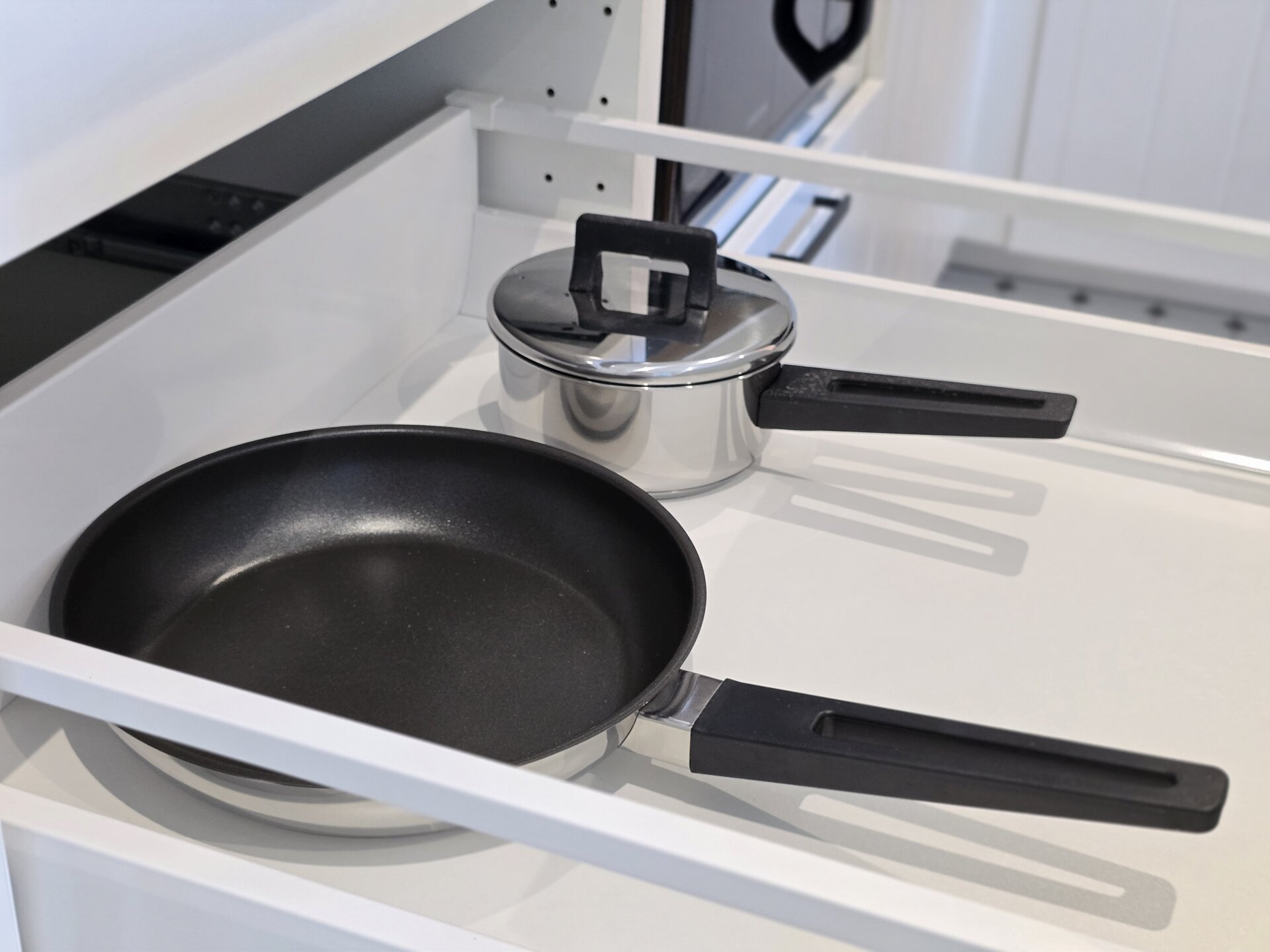 URGENT SALE: 2 bedroom apartment in The Title Halo 1 (ID 132)