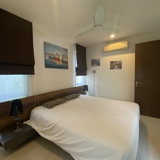 4 bedroom townhouse with swimming pool in Laguna Park (ID 49)