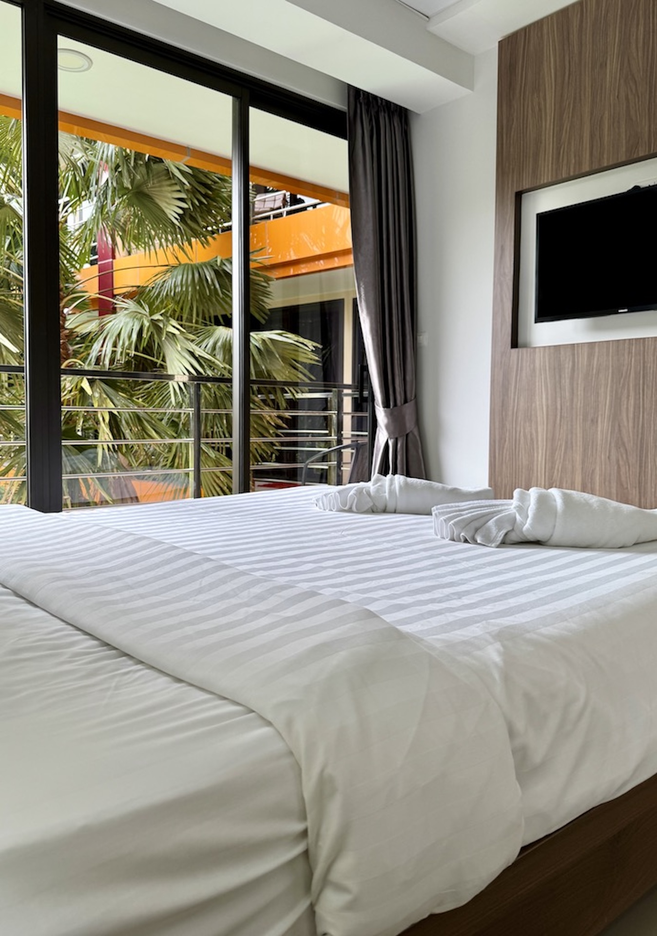 1 bedroom apartment in NBC Condo (ID 168)