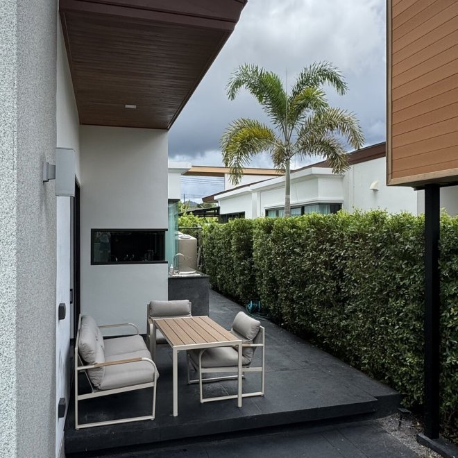 The 8 pool villa (ID 598)