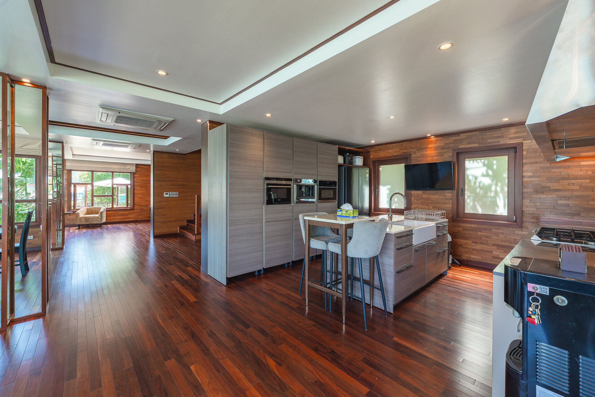 Villa by Kamala beach (ID 625)