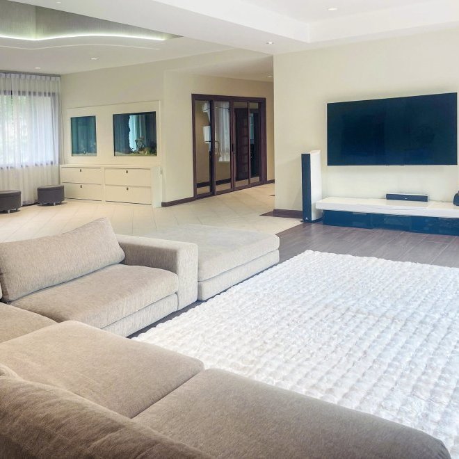 วิลล่าปรับปรุงใหม่ในลากูน่า (ID 623)