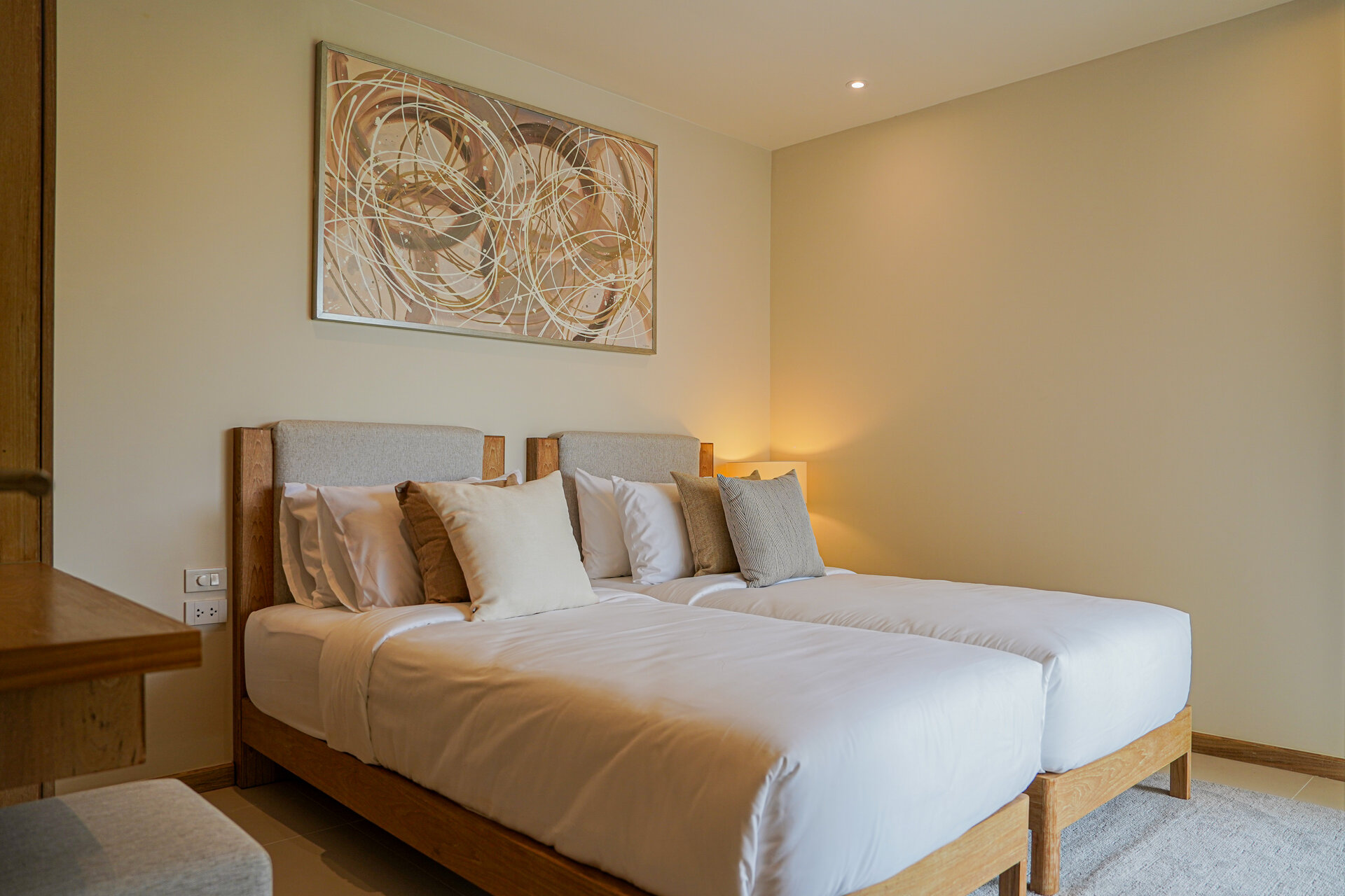 ตรีชาดาอาซัวร์ (ID 688)