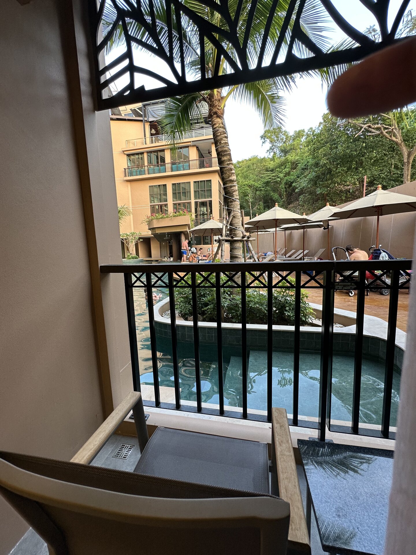 อพาร์ตเมนต์ 1 ห้องนอนเดอะพราวด์หาดกะรนห้อง 213 (ID 182)