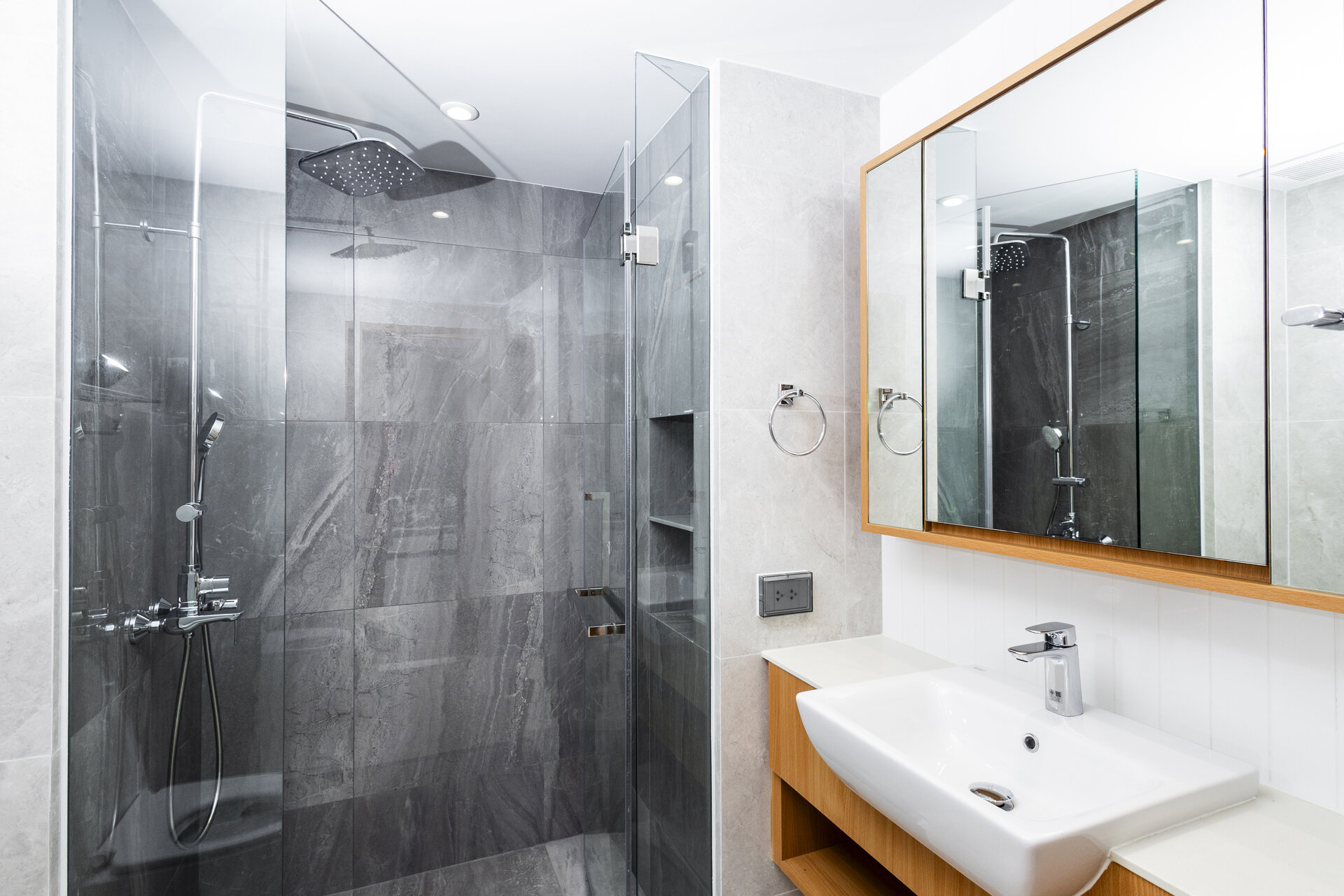 Laguna Beachside — 3 спальни, 133 м², юнит LBS1301 (ID 426)