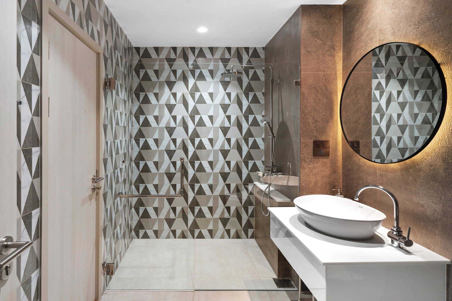 Rent a 2 bedroom apartment MO304 The Title Halo 1 (ID 545)