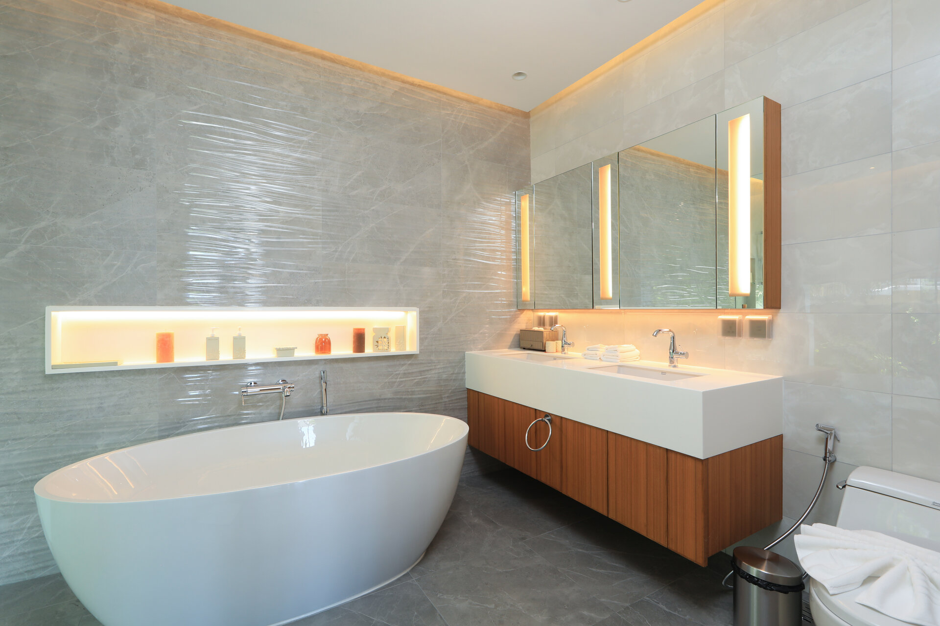 2 bedroom apartment for sale in Angsana Beachfront (ID 492)