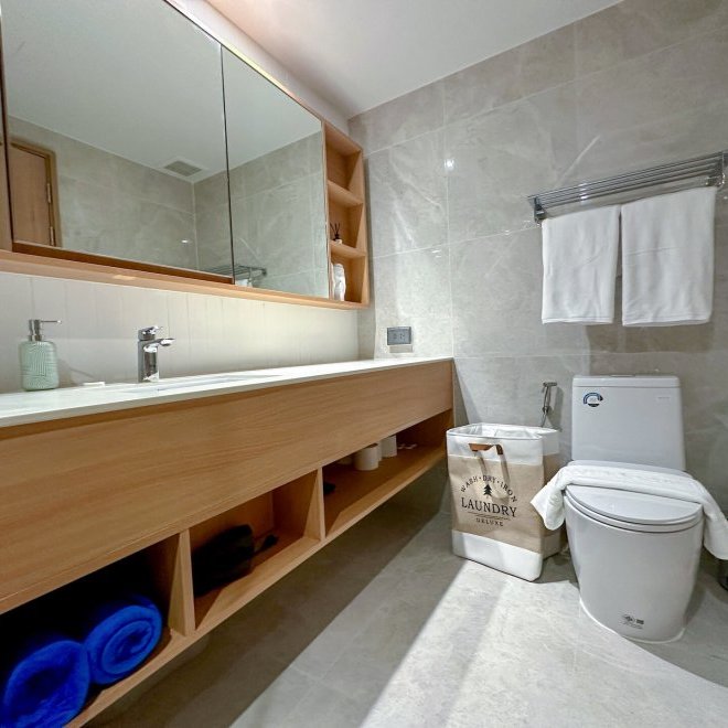 ลากูน่าบีชไซด์ (ID 553)