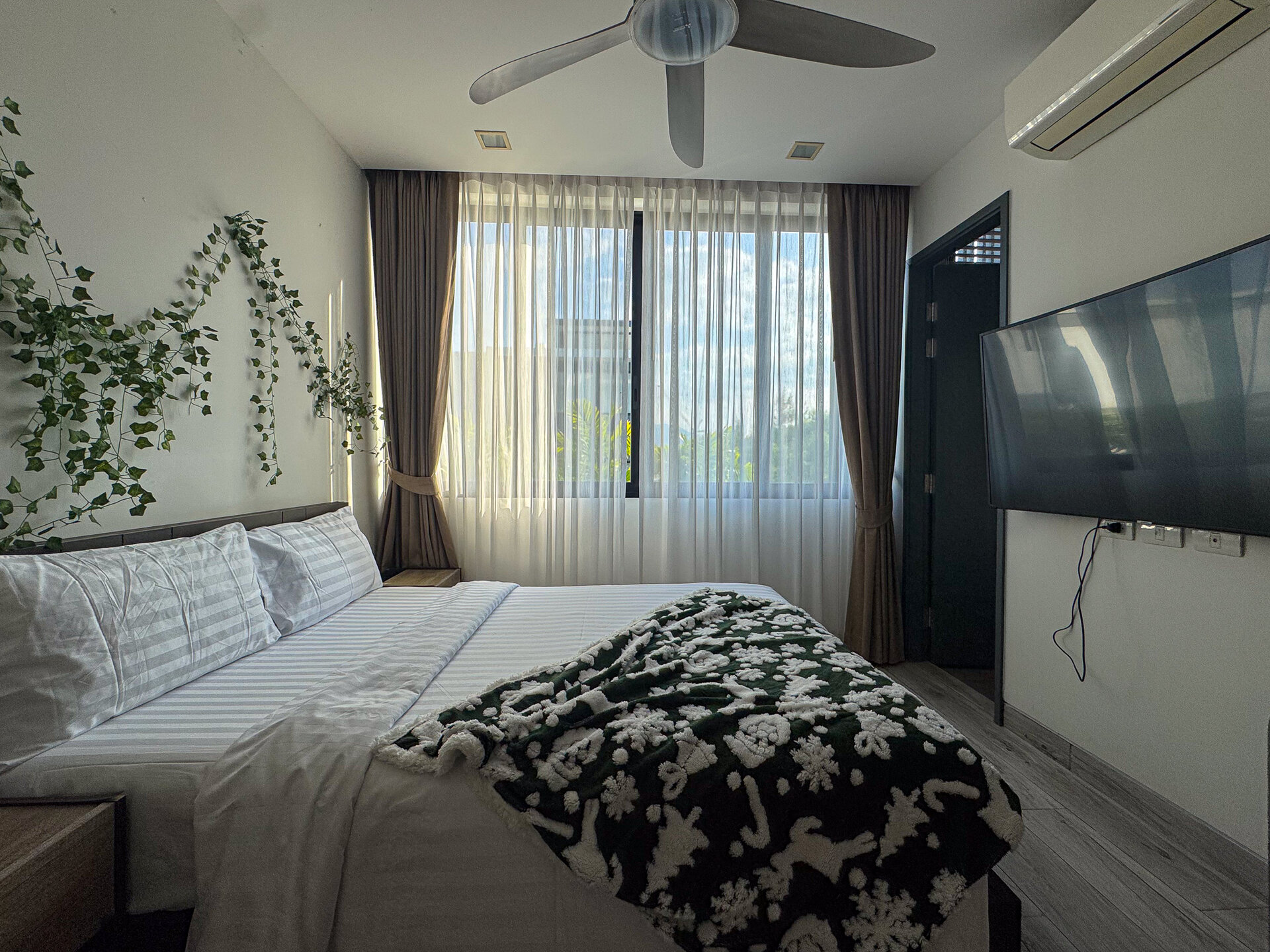 Townhouse for rent in Laguna Park II (ID 537)