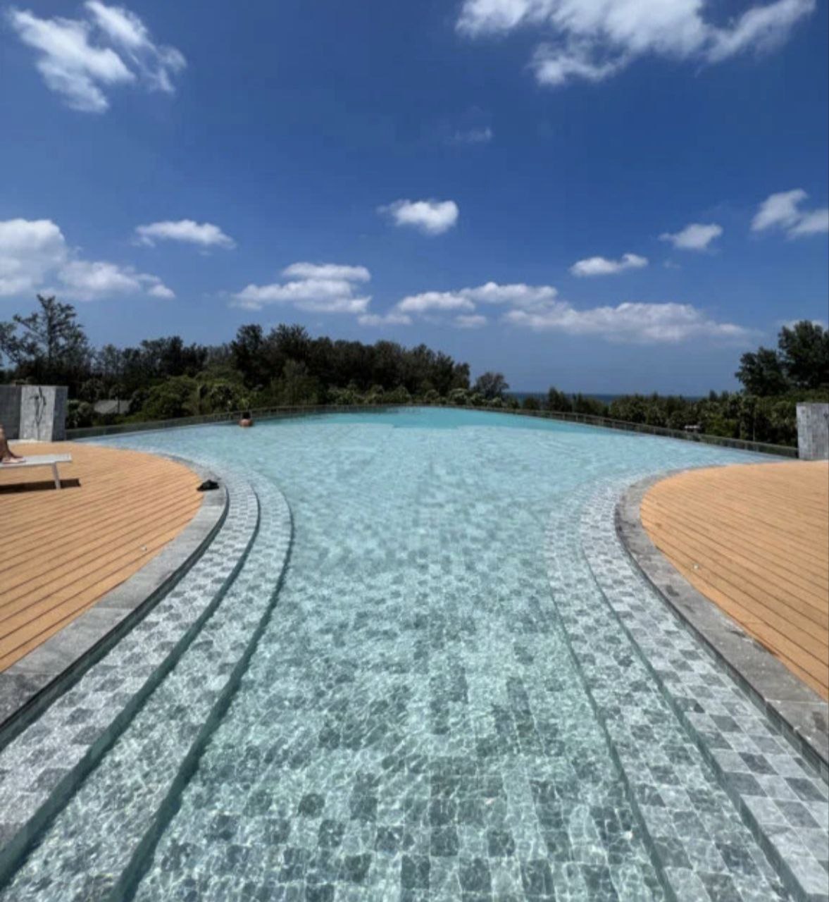 สตูดิโอสำหรับขายในโซลมิโอคอนโดมิเนียม (ID 381)