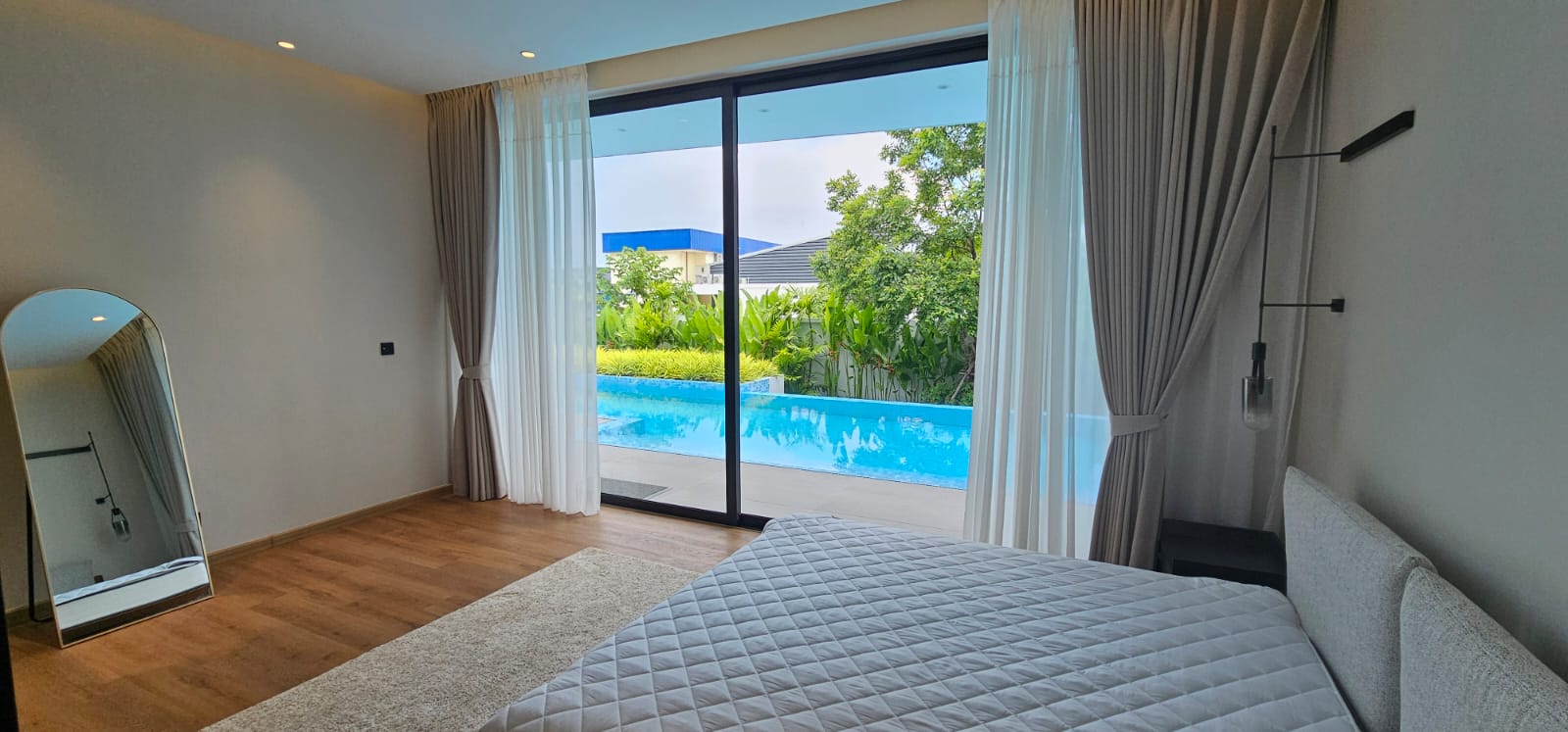 Аренда виллы с 4 спальнями в Clover Residence (ID 280)