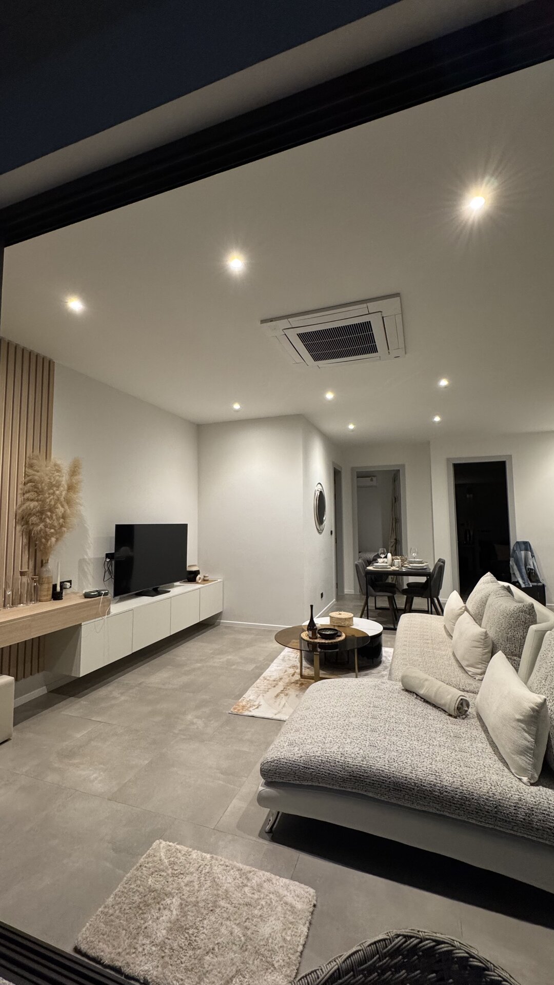 The 8 pool villa (ID 598)