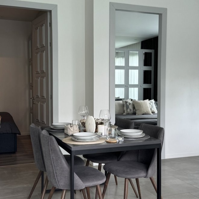 The 8 pool villa (ID 598)