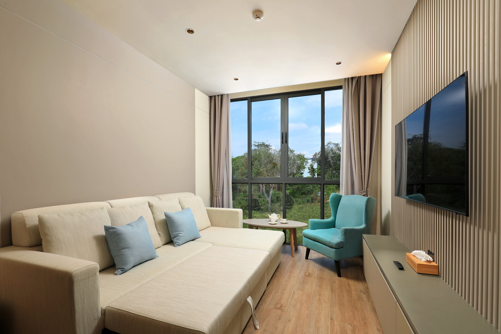 拉扬绿色公园一卧室公寓 (ID 54)