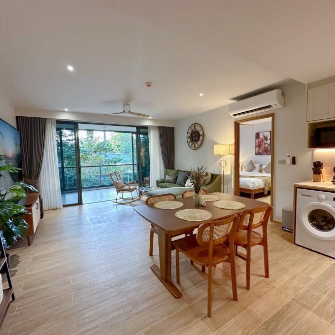 ลากูน่าบีชไซด์ (ID 553)