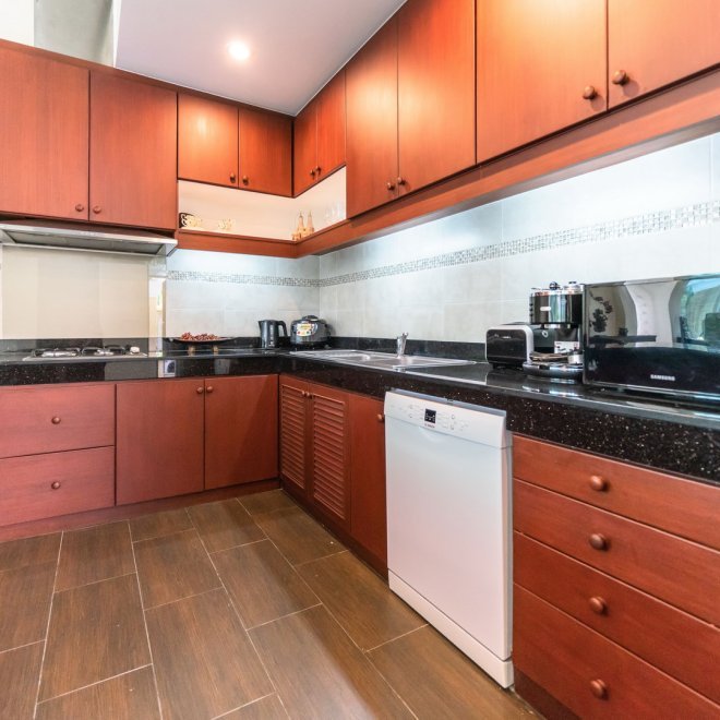 Аренда — роскошная вилла с 3+1 спальнями рядом с пляжем БангТао (ID 288)