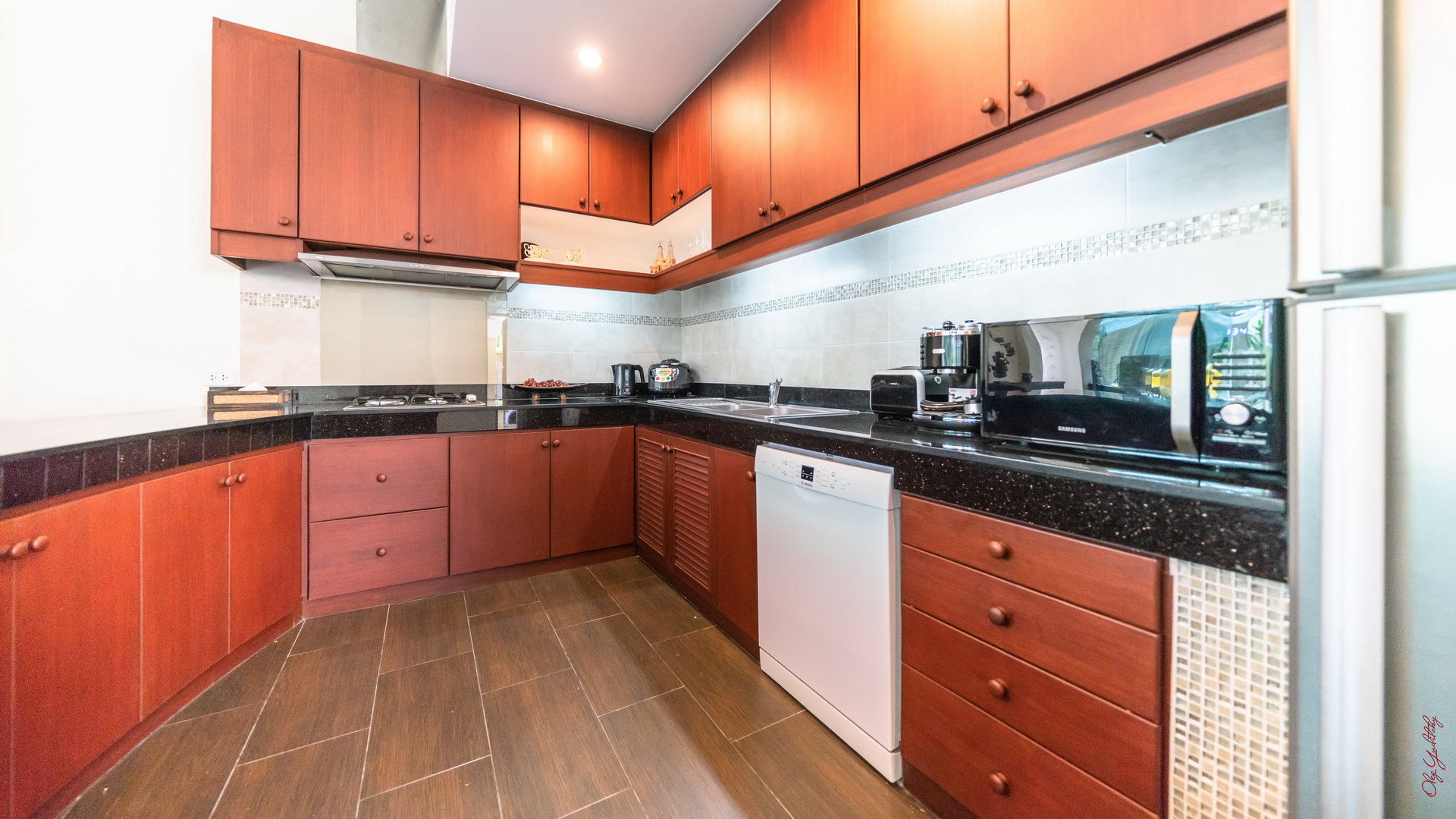 Аренда — роскошная вилла с 3+1 спальнями рядом с пляжем БангТао (ID 288)