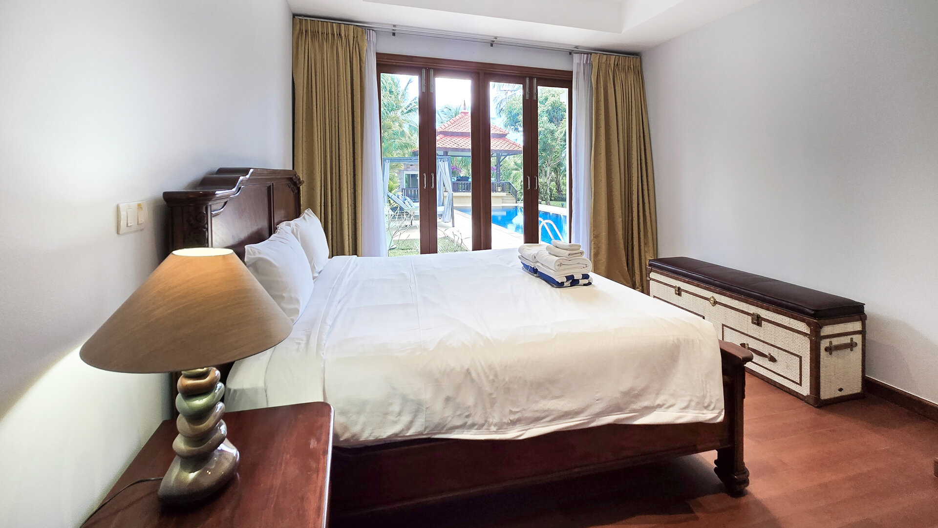 วิลล่าปรับปรุงใหม่ในลากูน่า (ID 623)