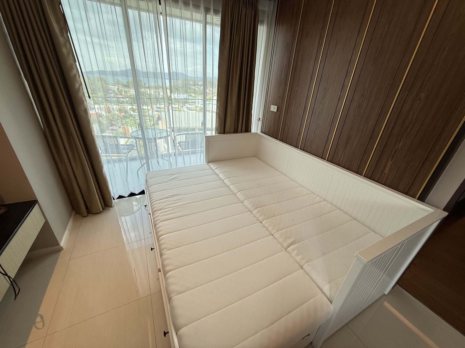 The Mida Panora F301 (ID 604)