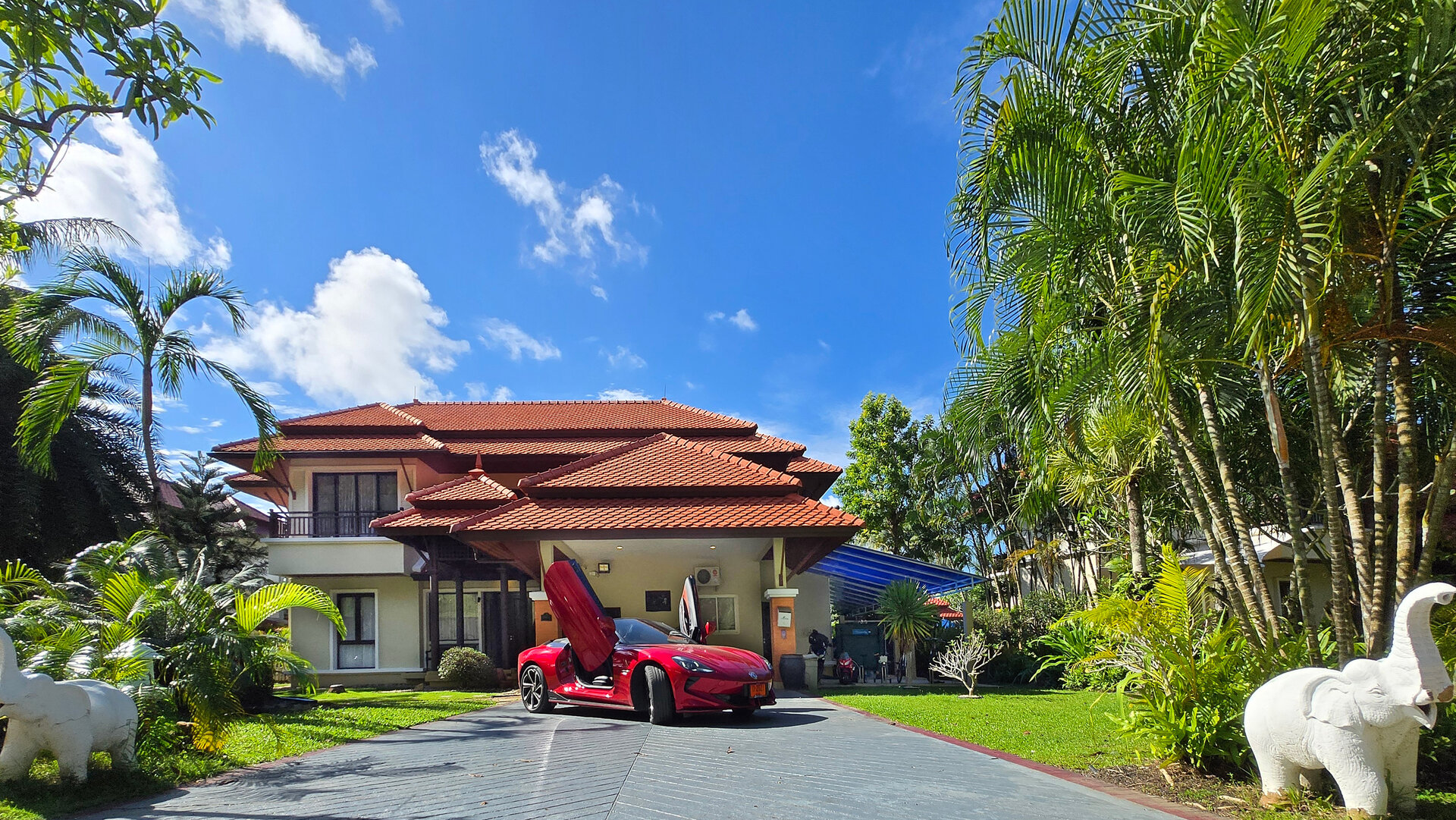 วิลล่าปรับปรุงใหม่ในลากูน่า (ID 623)