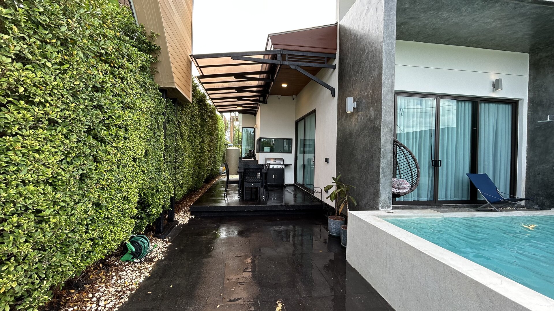 2 спальная вилла с бассейном в Чалонге (ID 1)