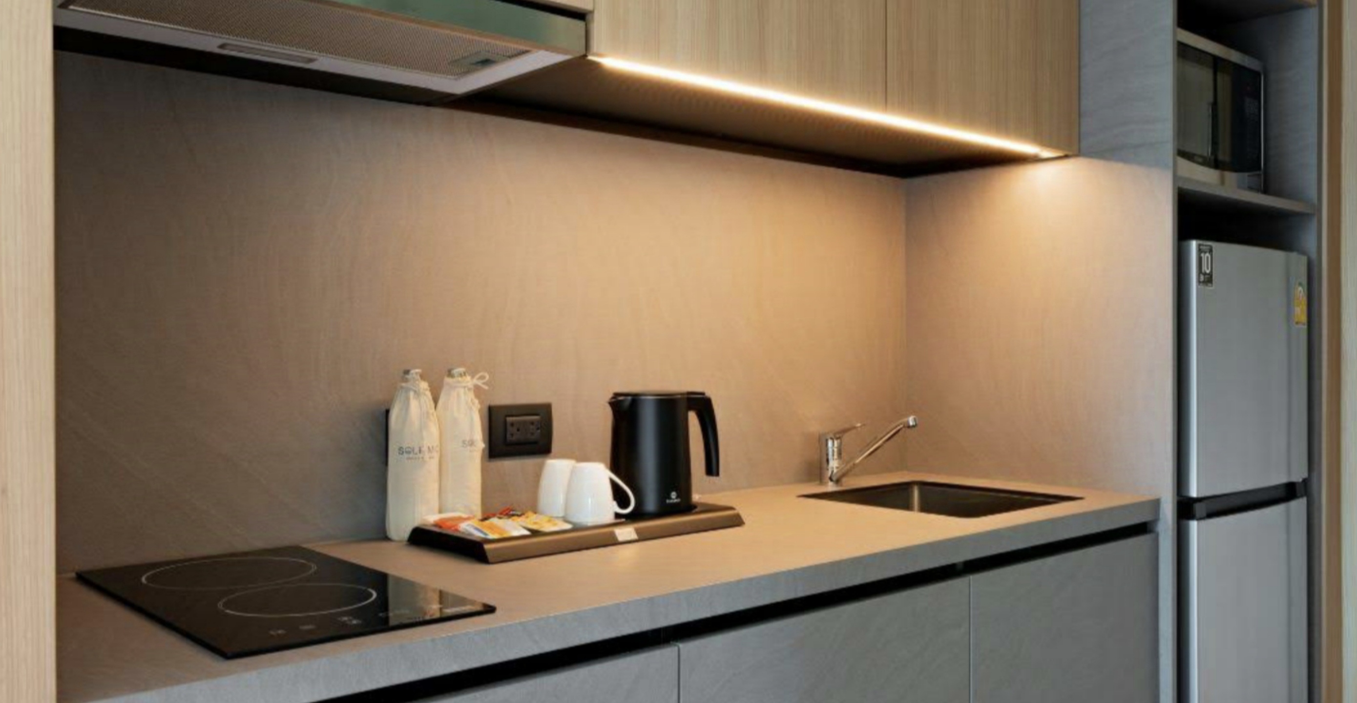 สตูดิโอสำหรับขายในโซลมิโอคอนโดมิเนียม (ID 381)