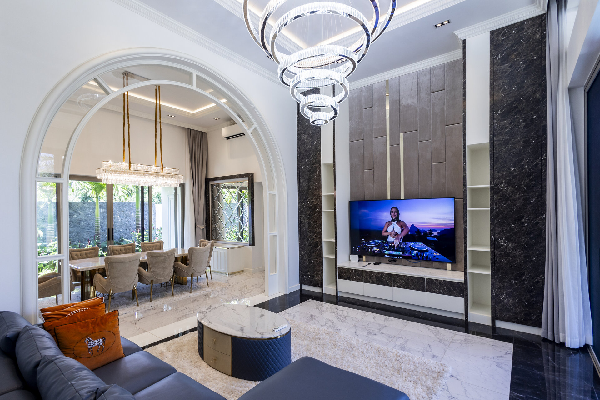 Gold Charoit (ID 554)