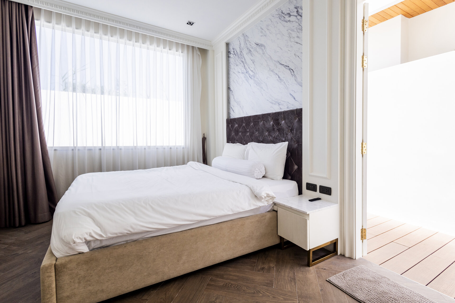 Gold Charoit (ID 554)