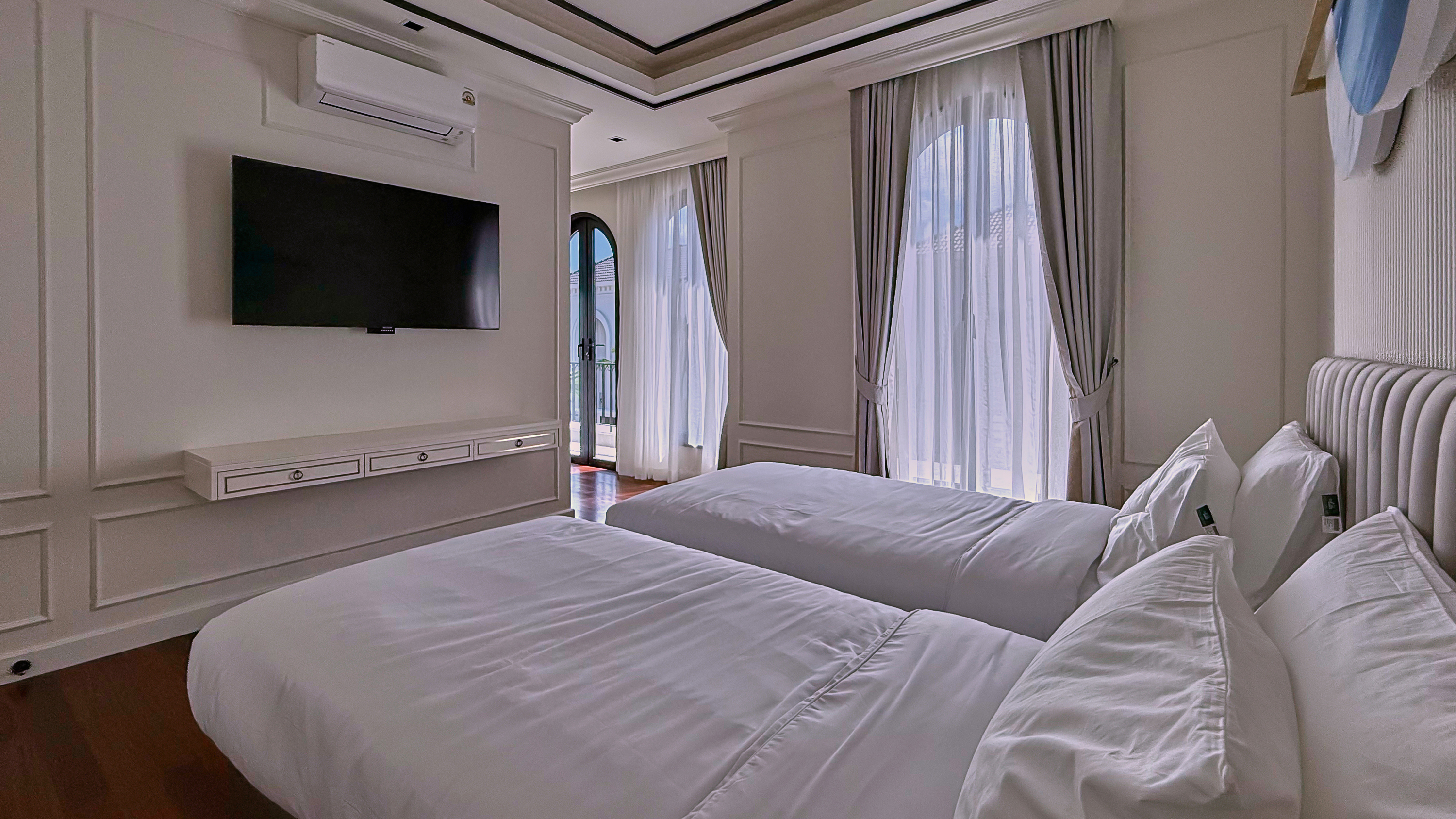 4卧室别墅第五元素出售 (ID 520)