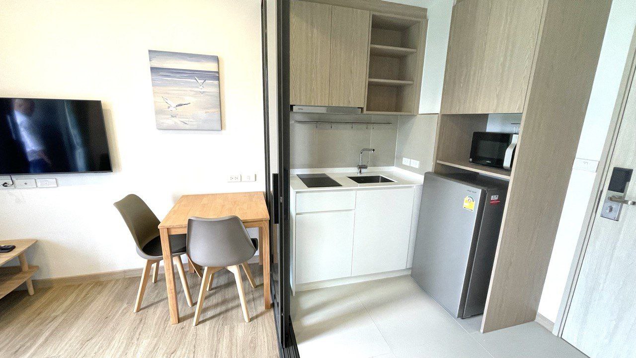 สตูดิโอสำหรับขายสกายพาร์คออโรร่าเรสซิเดนซ์ (ID 387)