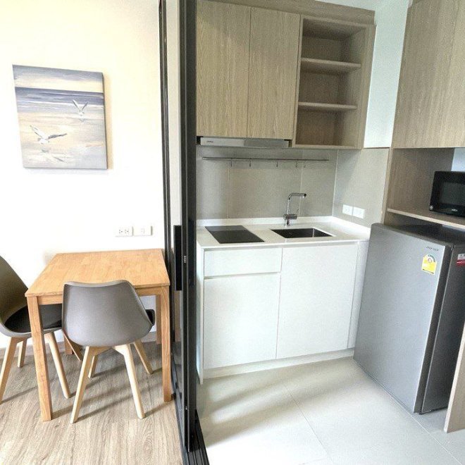 สตูดิโอสำหรับขายสกายพาร์คออโรร่าเรสซิเดนซ์ (ID 387)