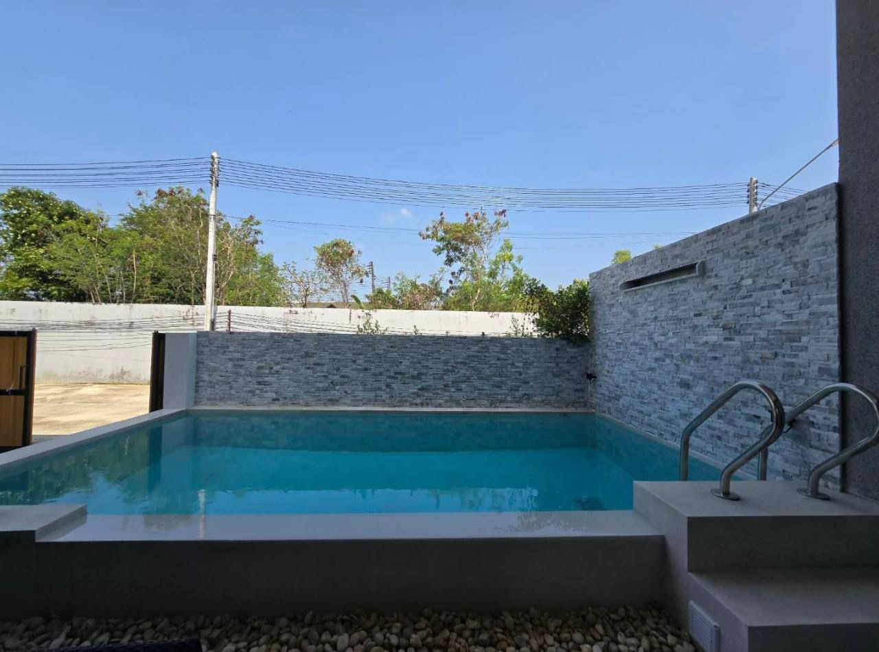 The 8 pool villa (ID 599)