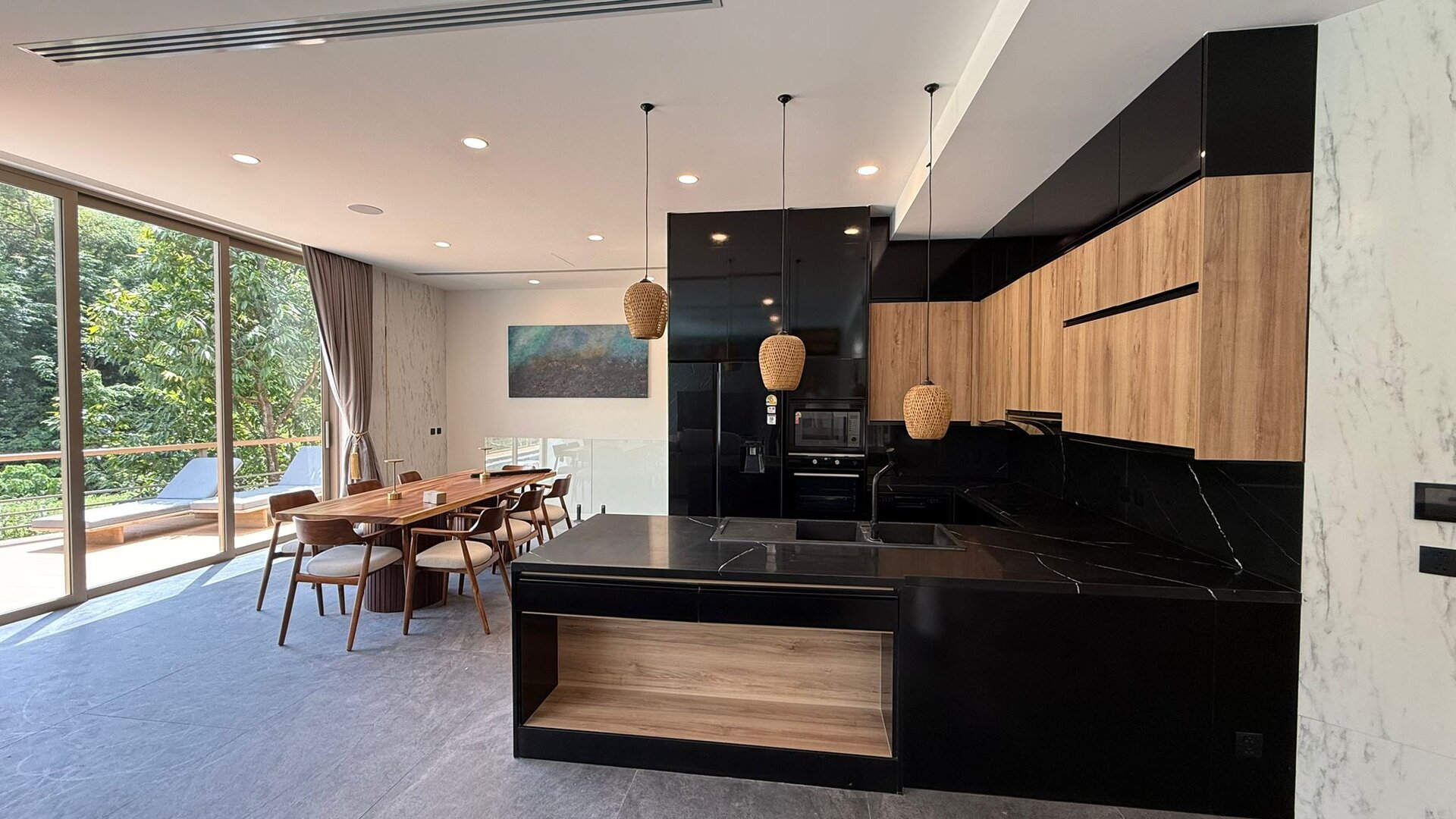 เลคฟร้อนท์วิลล่าบ้านมานิค-5 ห้องนอน (ID 155)