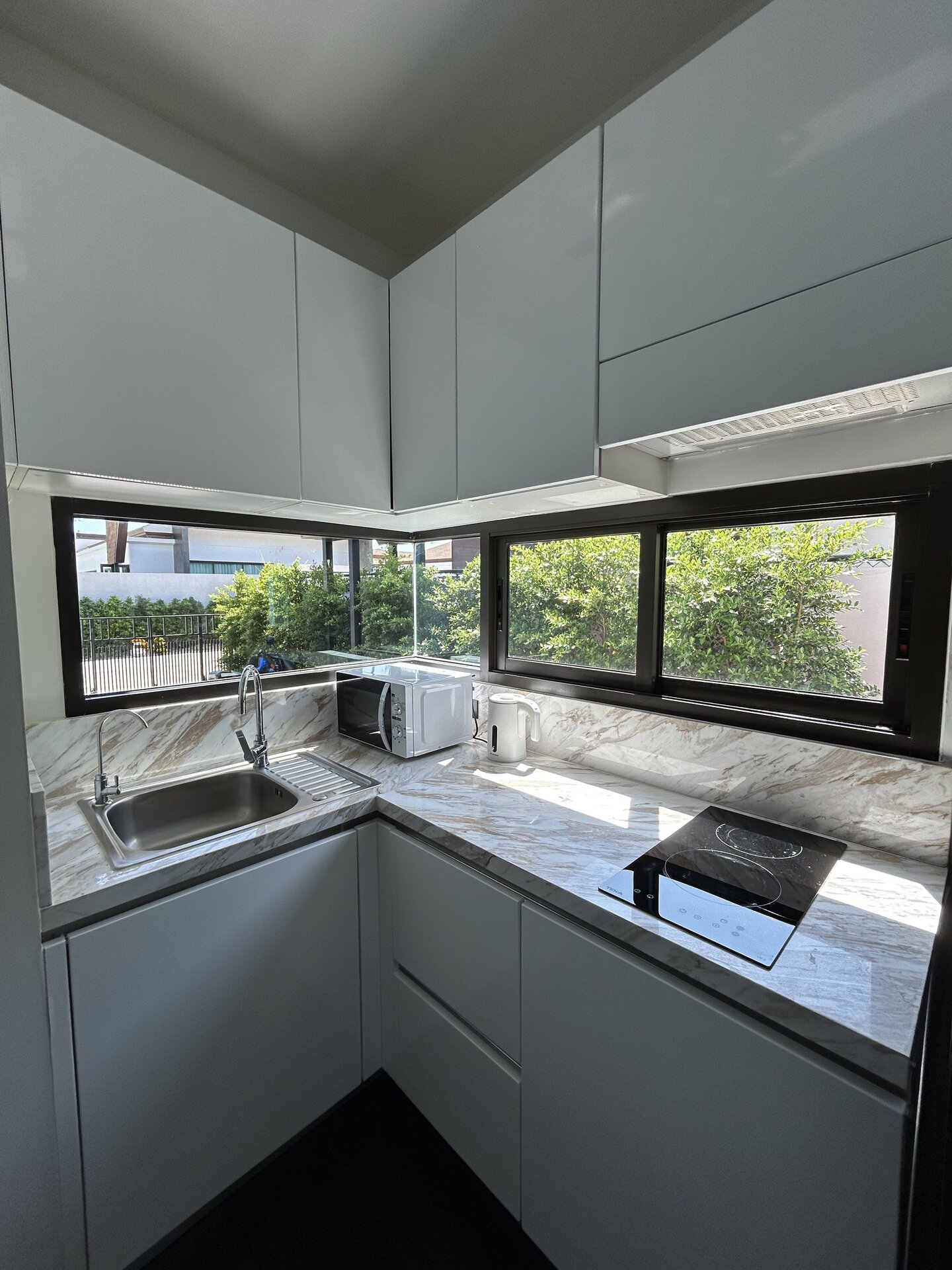 2 спальная вилла с бассейном в Чалонге (ID 1)