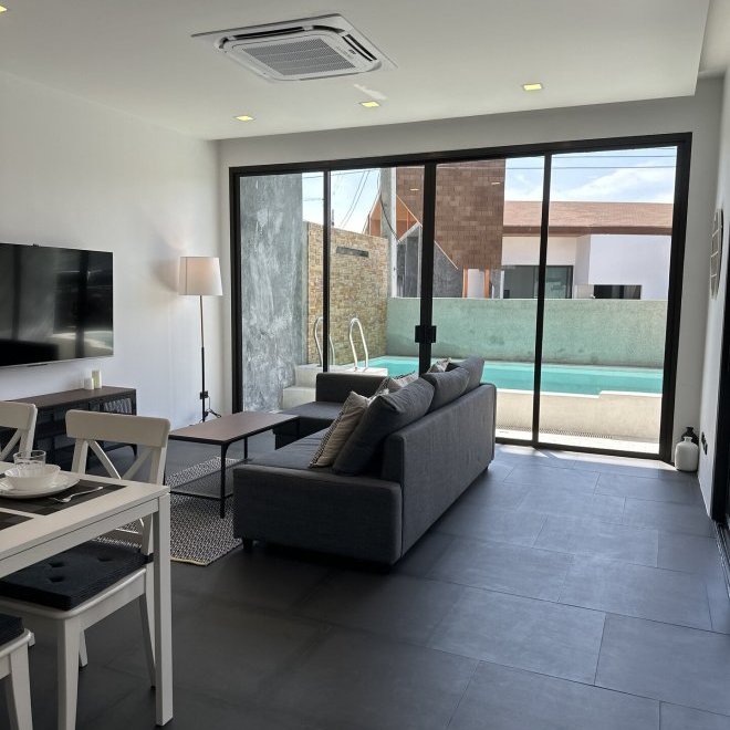 The 8 pool villa (ID 566)