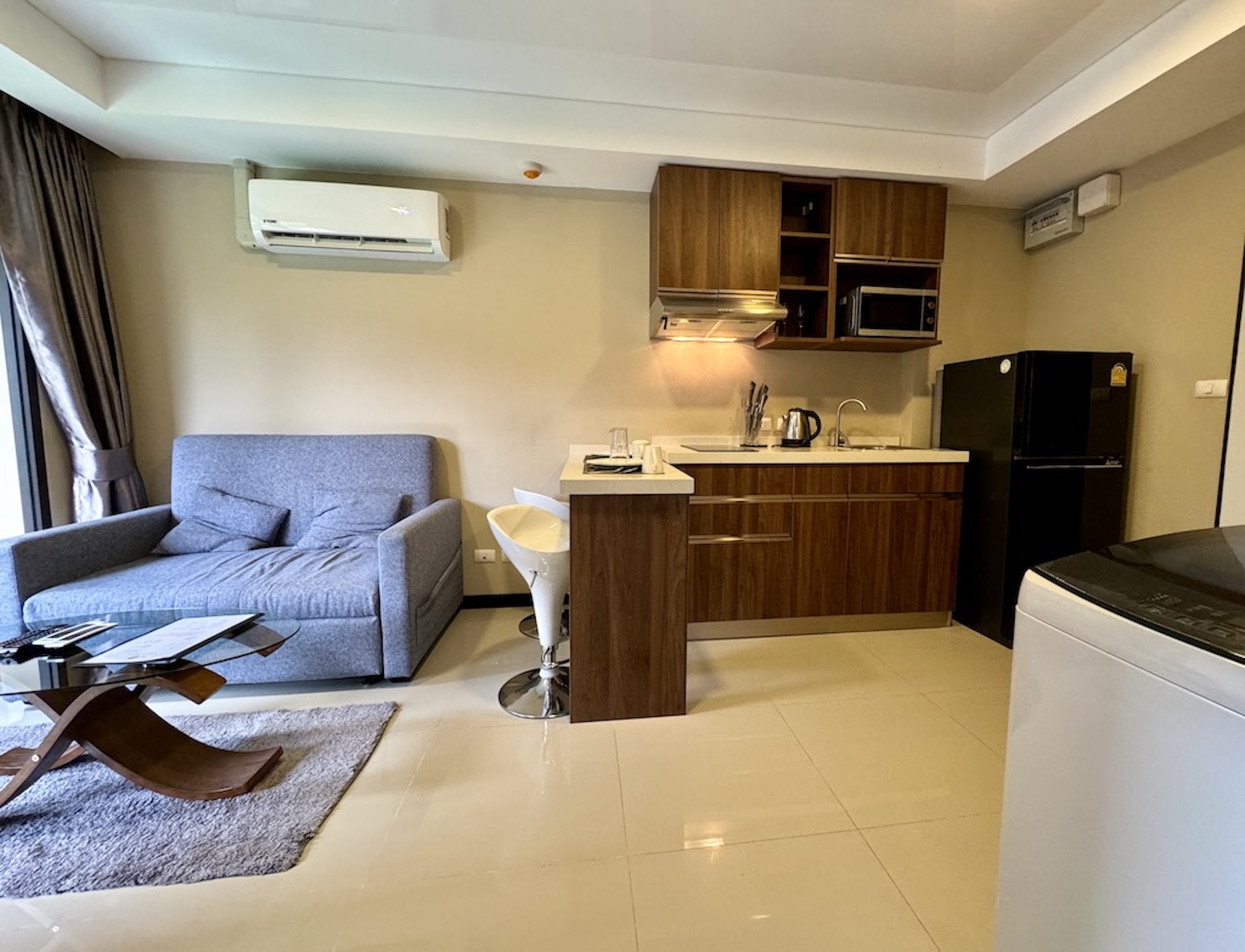 1 bedroom apartment in NBC Condo (ID 168)