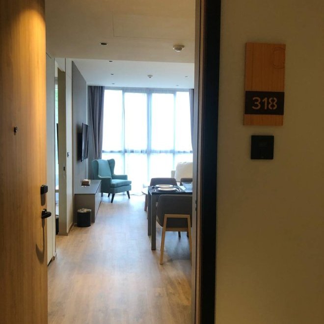 拉扬绿色公园第一期一居室公寓 (ID 144)