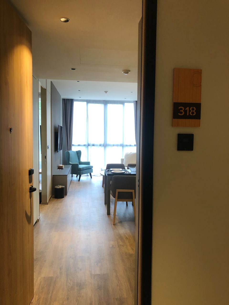 拉扬绿色公园第一期一居室公寓 (ID 144)